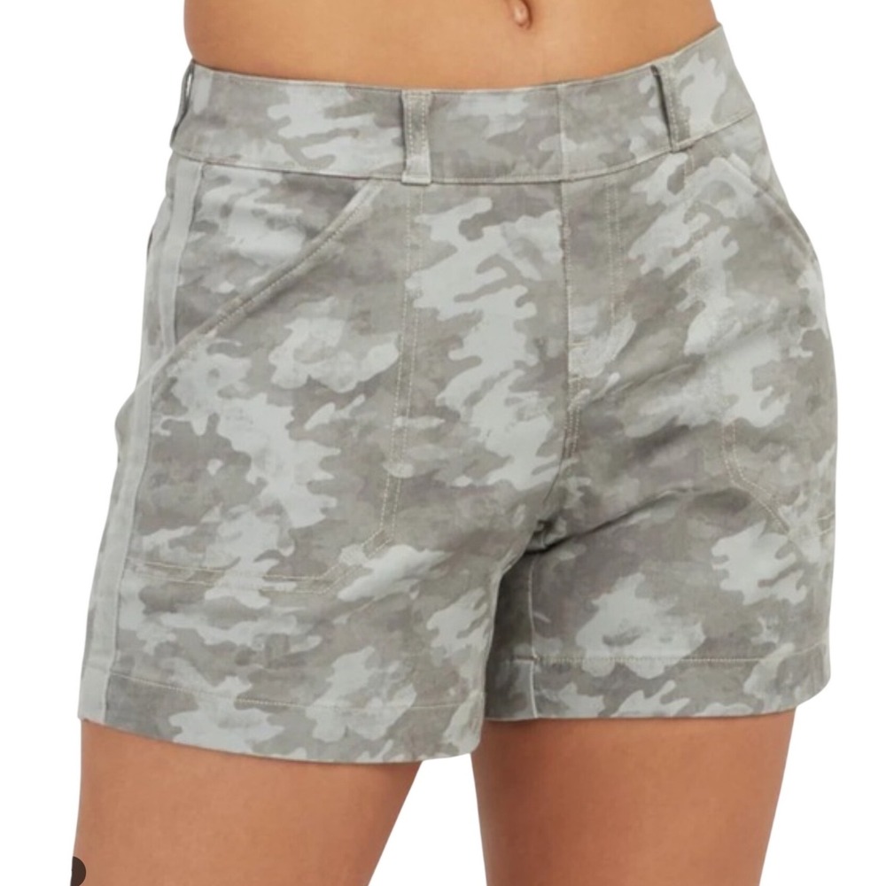 SPANX Stretch Twill Pull-On Shorts S Stone Wash Camo Gray Green Utility